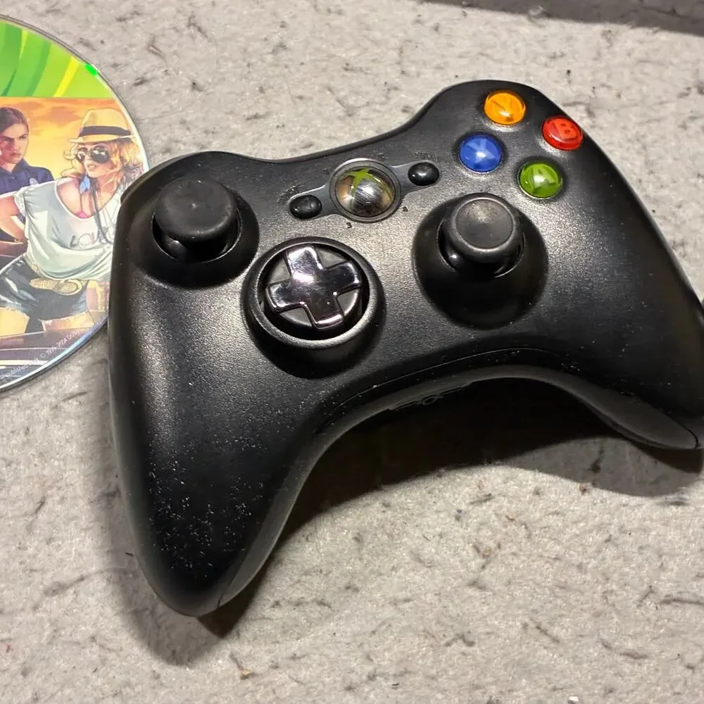 Xbox 360 Slim Bundle